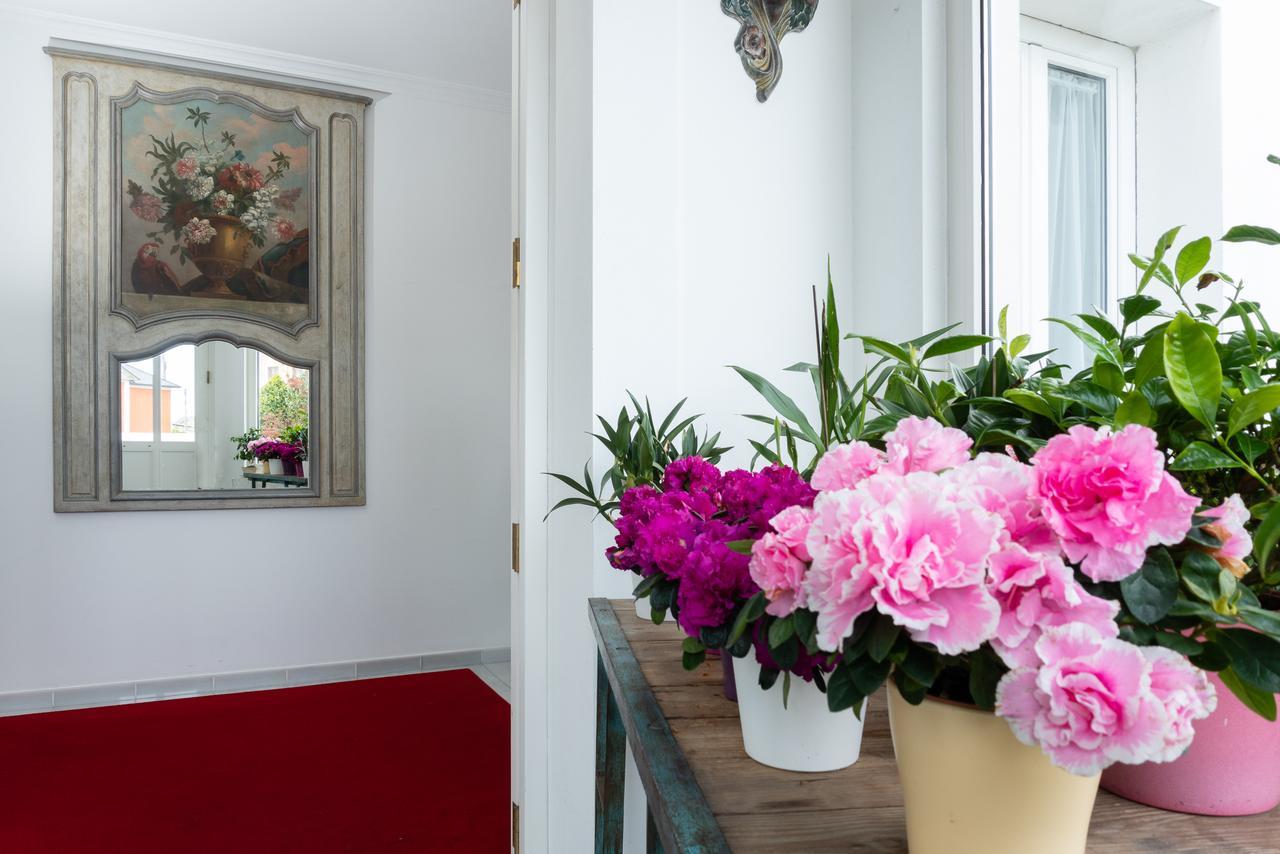 La Casa De Las Camelias Busto Екстериор снимка